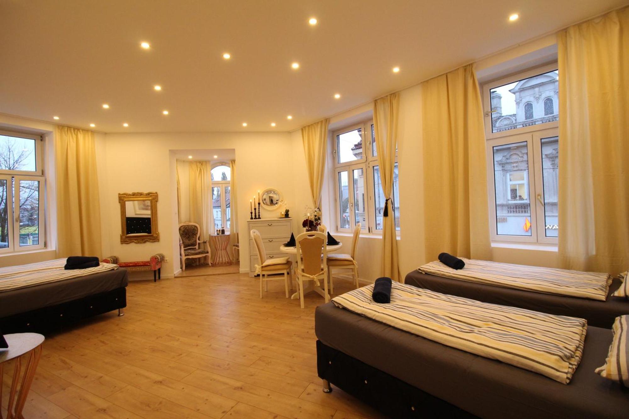 Disc Cozy Rooms In Liesing Wenen Buitenkant foto